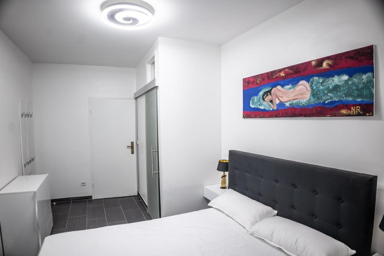 One Way Apartment Berlin Exterior photo