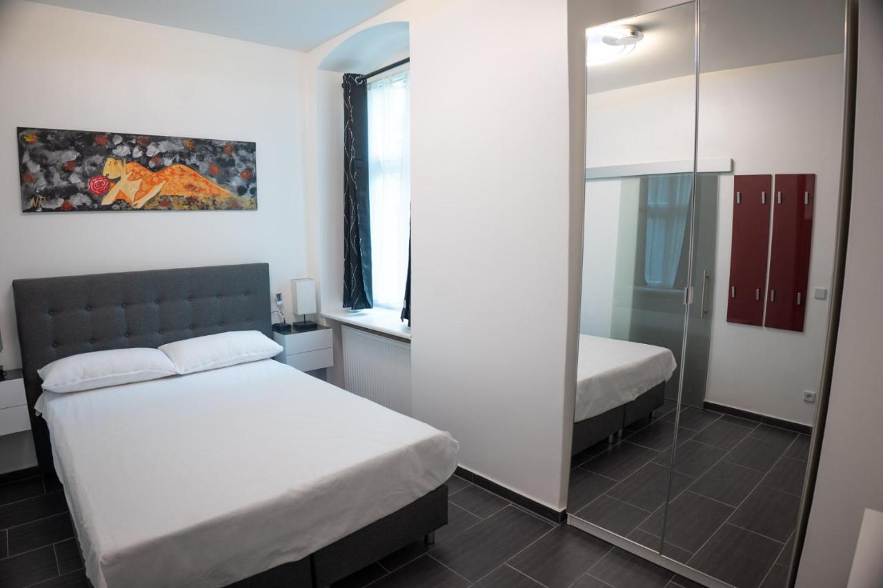 One Way Apartment Berlin Exterior photo